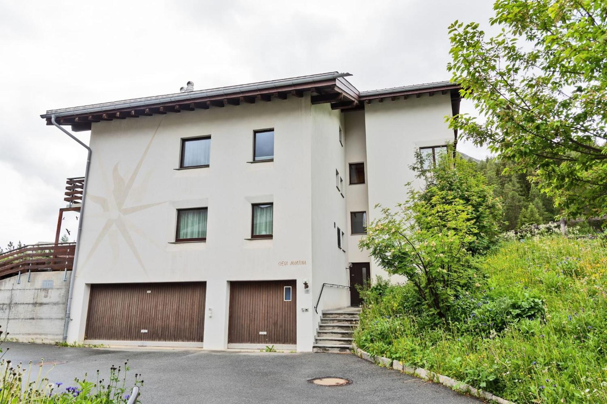 Ferienwohnung Chesa Martina - La Punt Exterior foto