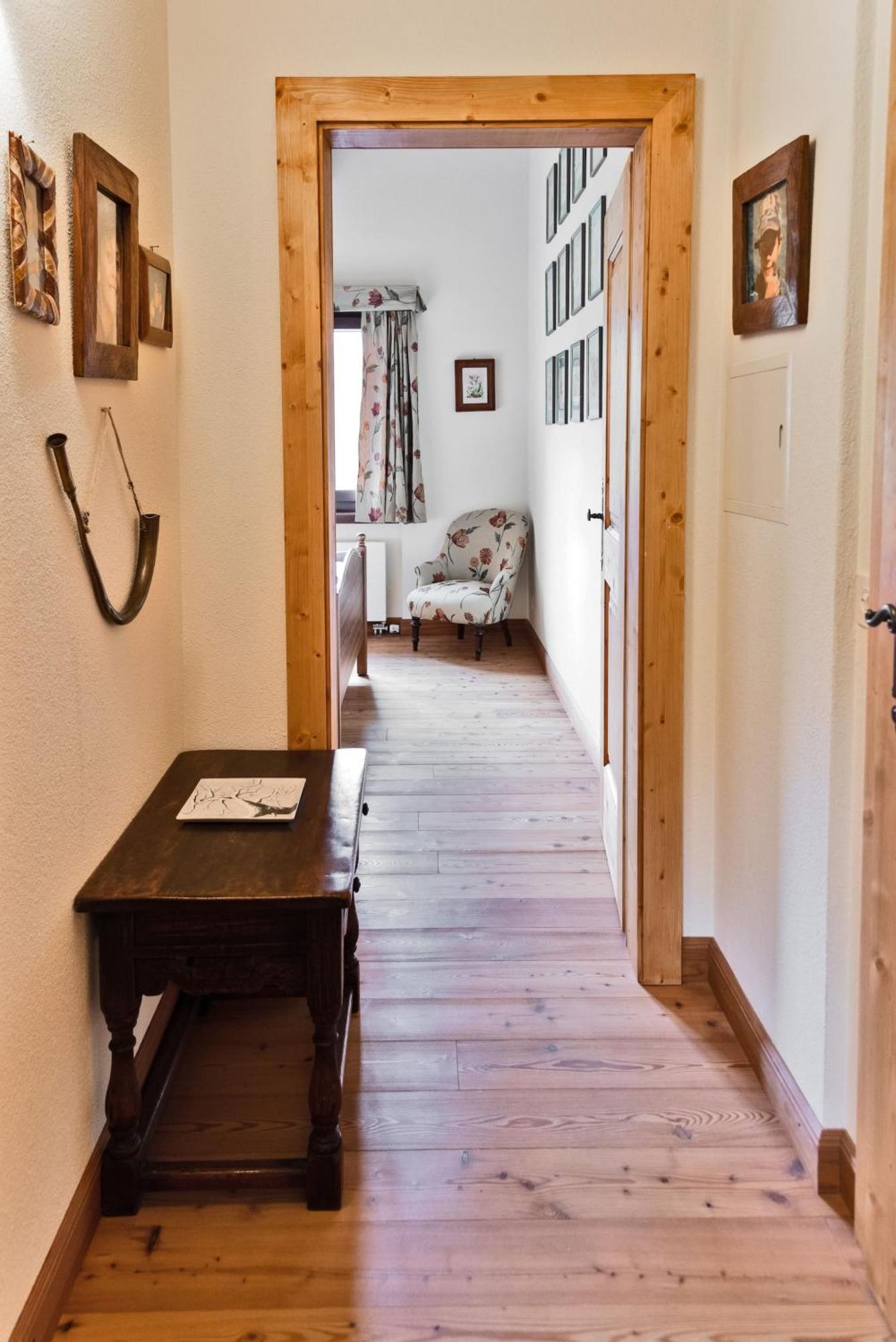 Ferienwohnung Chesa Martina - La Punt Exterior foto