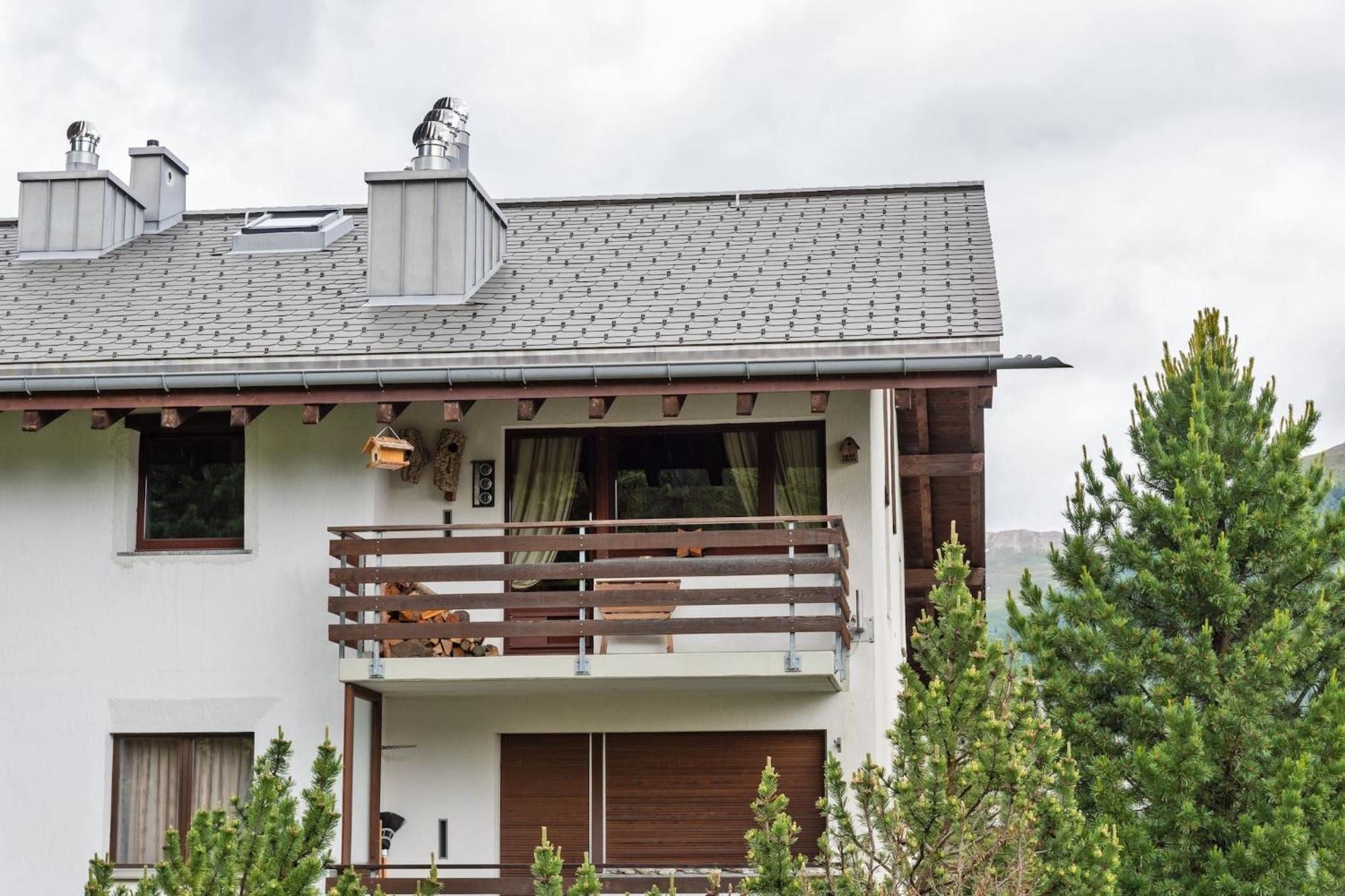 Ferienwohnung Chesa Martina - La Punt Exterior foto